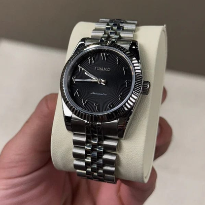 Reloj Seiko Mod Just Arabic Black Textured